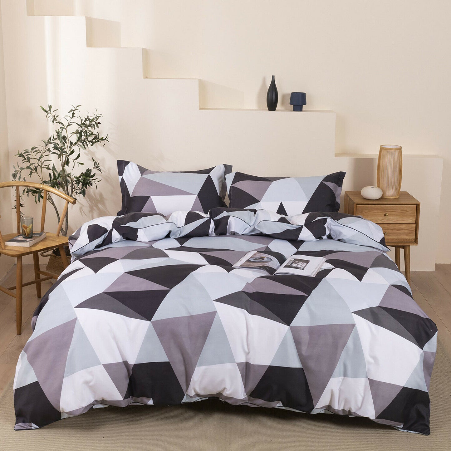 Camara Duvet/Doona/Quilt Cover Set - Queen/King/Super King Size Bed M448