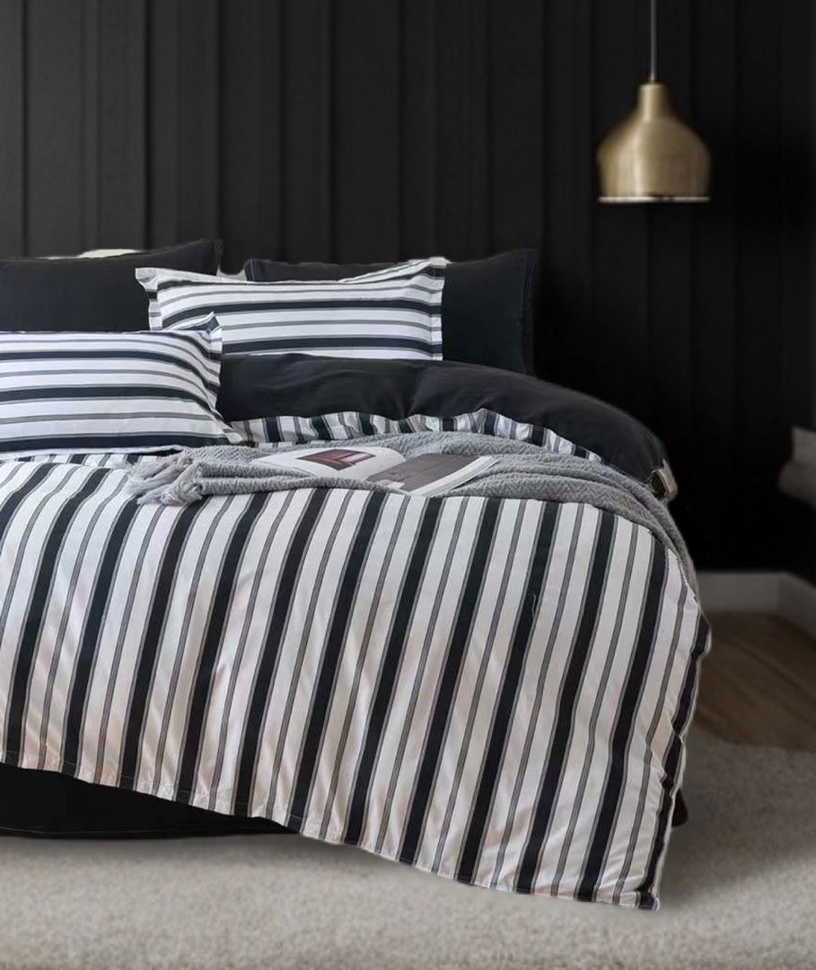 Ascar Striped Quilt/Duvet Cover Set (Queen/King/Super King Size)