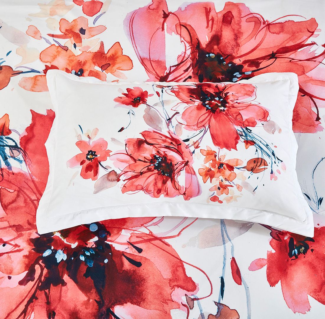 Lulani Floral Quilt/Duvet Cover Set (Queen/King/Super King Size)